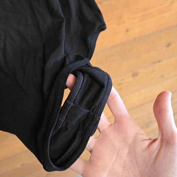 Mangopop Wrap Short Sleeve Bodysuit Top NWT XL Black Vneck Snap Bottom Shirt - Picture 5 of 5